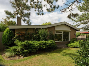 Spacious bungalow in Julianadorp aan Zee near the bulb fields